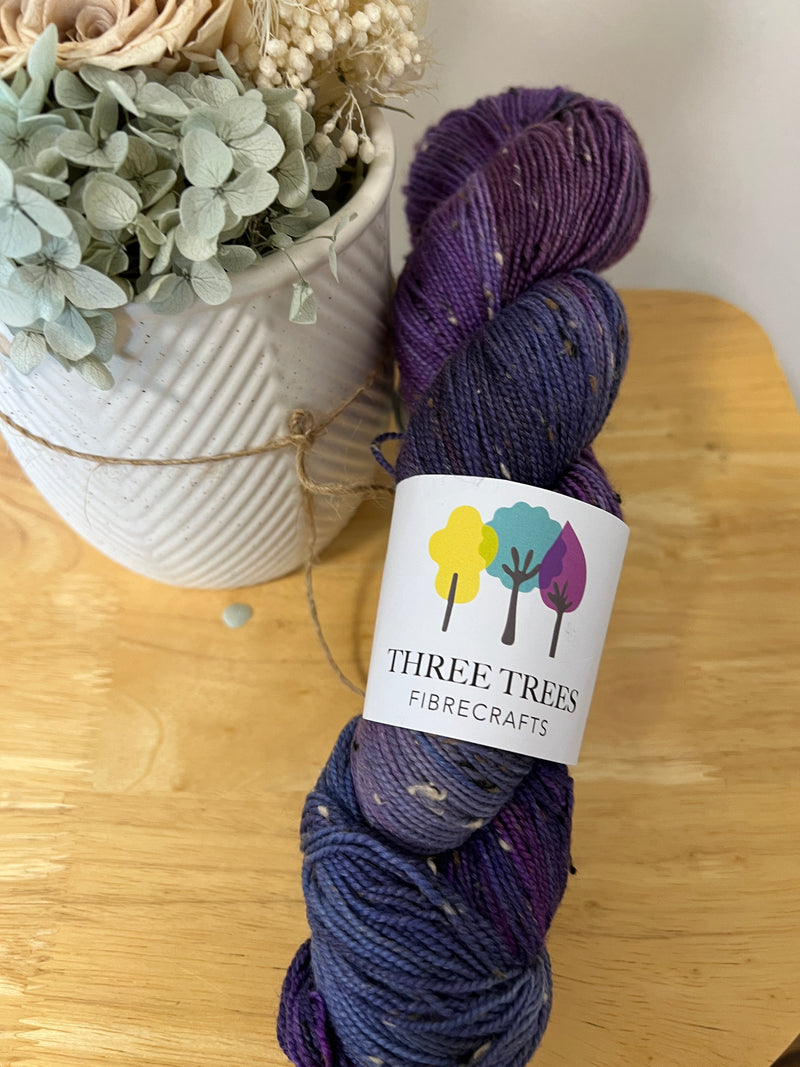 Hummingbird - 4 Ply - Dragon