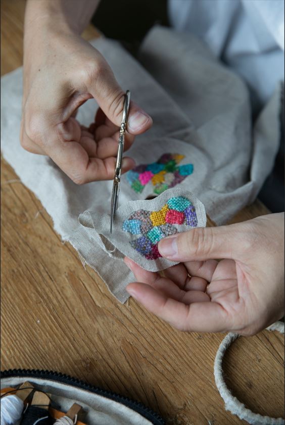 Tiny Friends: A Guide to Mosaic Embroidery by Tomomi Mimura