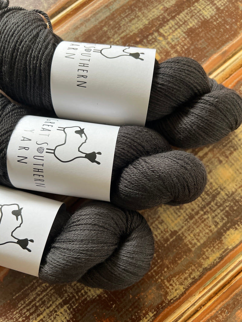 Black Cat - 4ply Merino