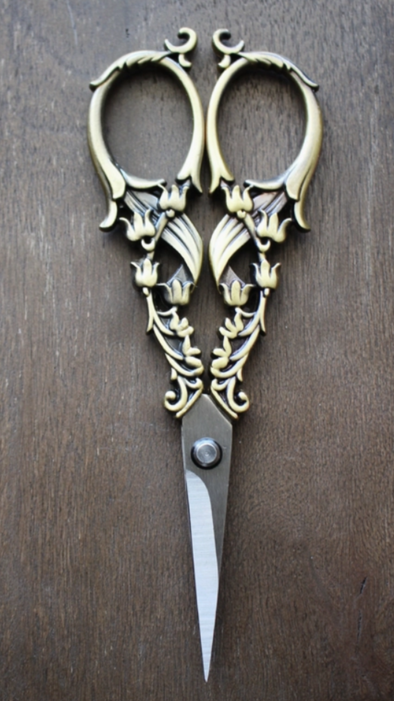 Tulip Garden Embroidery Scissors