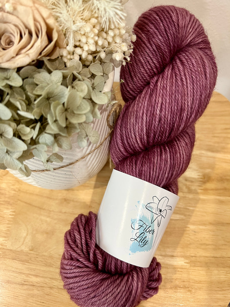 Mauve - 8 Ply D'Luxe DK